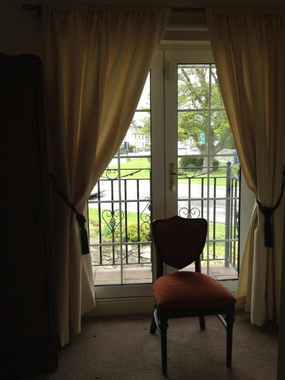 Robeen House Hotel คิลลาร์นีย์ ภายนอก รูปภาพ